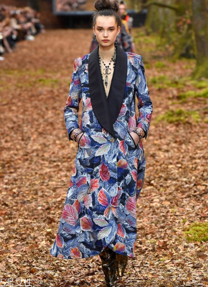 chanel香奈兒2018秋冬系列好看嗎_有哪些款式？