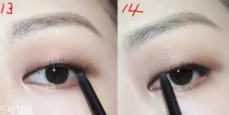 不畫眼線只涂睫毛膏行嗎？這么涂睫毛膏能放大雙眼