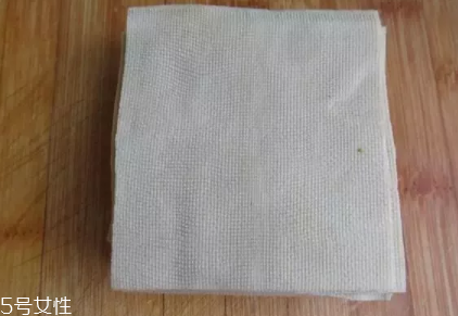 豆腐皮能油炸嗎？火候太猛容易炸糊