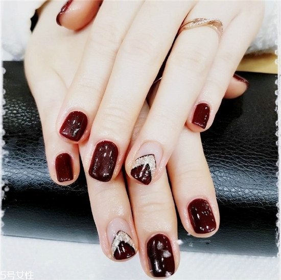 紅色系美甲適合手黑的人嗎 紅色系美甲圖片2018新款式 紅色系美甲適合手黑的人嗎 紅色系美甲圖片2018新款式