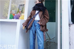 牛仔褲穿松了怎么辦？這樣就能恢復了
