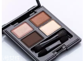 單眼皮如何畫眼影？亮色眼影會制造車禍現(xiàn)場