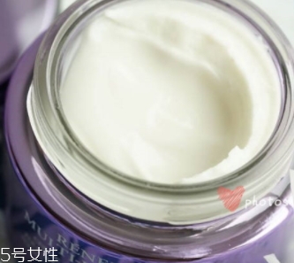 蘭蔻塑顏雪花霜怎么樣？肌膚白皙的秘密武器
