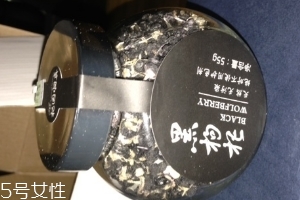 黑枸杞能和菊花一起泡嗎？這個搭配沒毛病