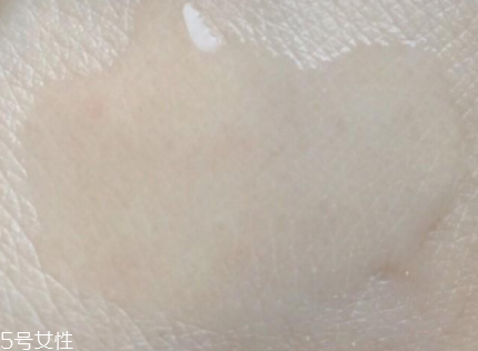 雪花秀平衡水乳怎么樣？一年四季維穩(wěn)利器