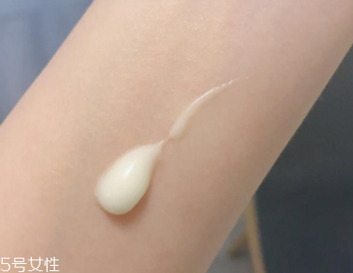 碧柔藍(lán)管防曬有酒精嗎？酒精過敏者慎用