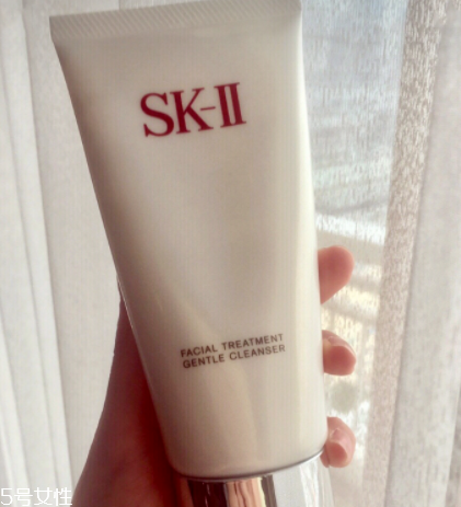 sk2氨基酸洗面奶怎么樣？能洗掉淡妝