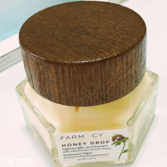 面霜和乳液都要用嗎？油皮可以只用一種