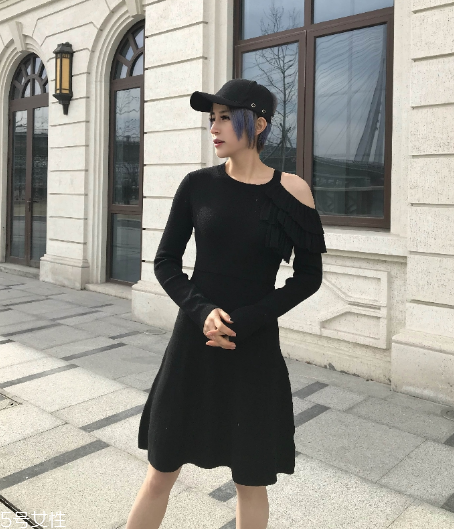 2018流行什么款式小黑裙？最經(jīng)典的性感風(fēng)