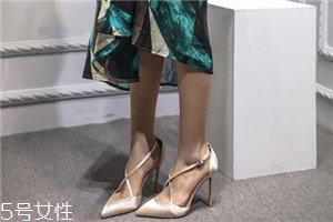 高跟鞋240是多少碼？高跟鞋碼數(shù)的意思