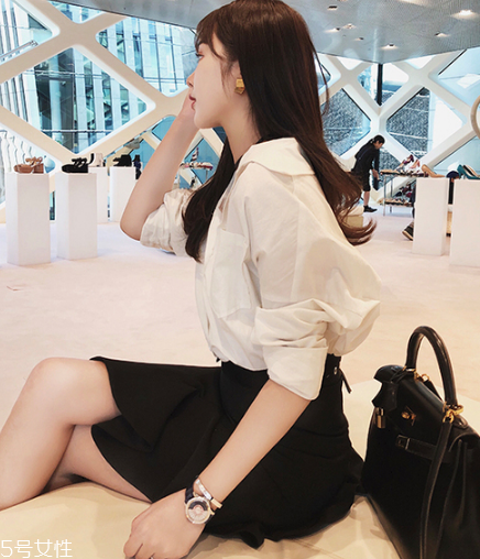 襯衫可以搭配羽絨服嗎？襯衫要這樣搭配