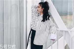 襯衫需要打底嗎？淺色襯衫最好打底