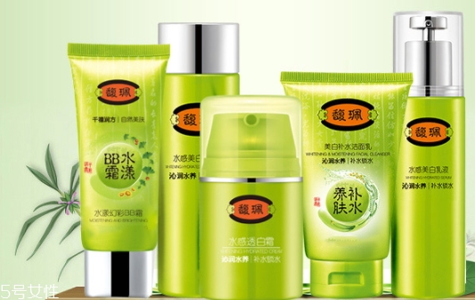 馥佩和百雀羚哪個(gè)好？