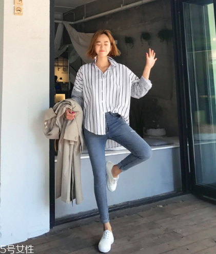 寬松襯衣怎么穿好看？造型感十足的穿搭