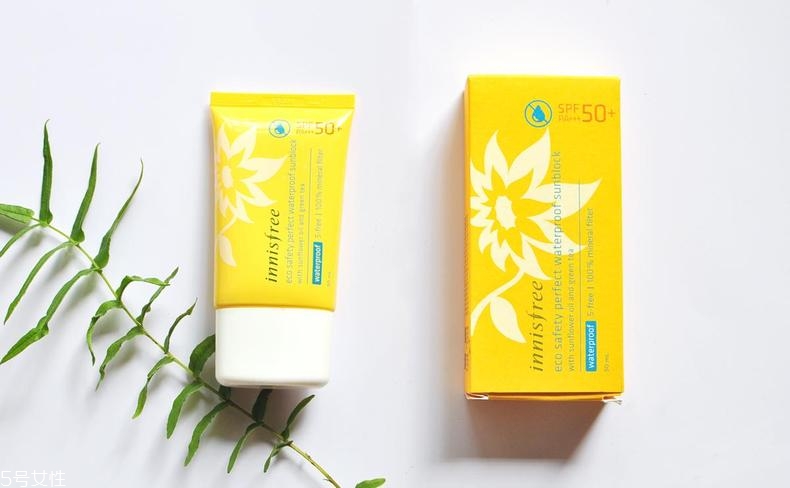 哪款防曬霜適合敏感肌？6款植物防曬呵護(hù)敏肌