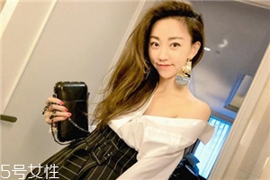襯衫有霉點(diǎn)怎么去除？襯衫發(fā)霉這樣做