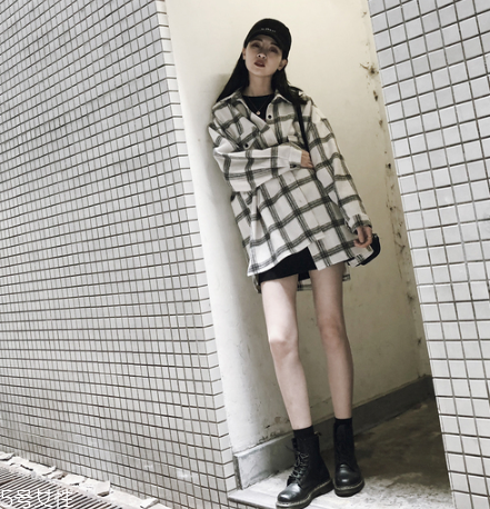 襯衫里面要穿衣服嗎？要看襯衫的面料顏色