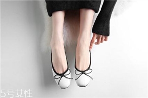 2022流行什么單鞋？有眼光的女生都在穿它