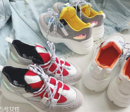 女式春夏運(yùn)動(dòng)鞋怎么挑？三種款式好搭又顯高