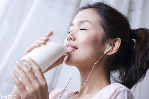 春夏不長痘的方法是什么？護膚秘籍都在這里