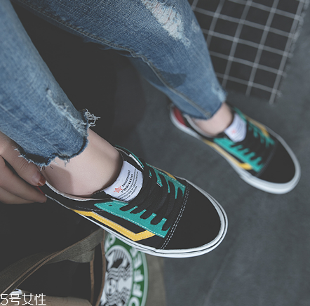 帆布鞋前面怎么清洗？讓帆布鞋煥然一新