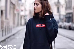 supreme衛(wèi)衣正品多少錢？全球哄搶的品牌