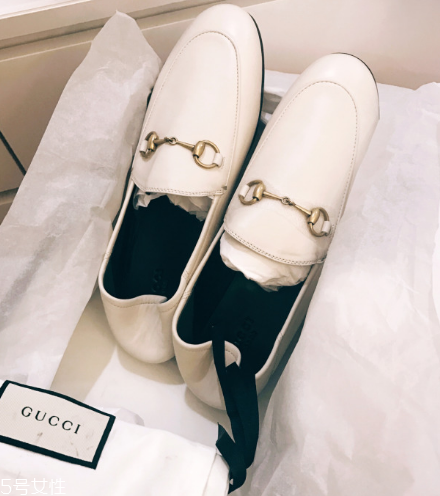 gucci樂福鞋多少錢？美貌與實穿并存