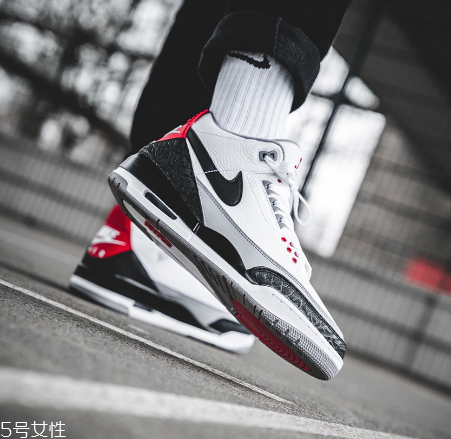 air jordan 3 tinker上腳效果怎么樣？