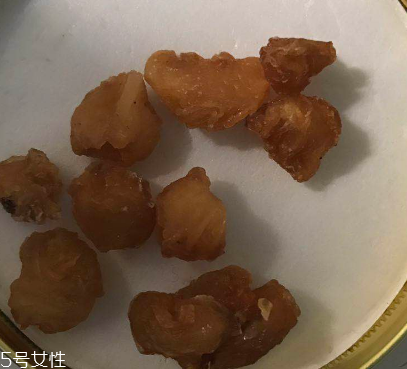 桂圓肉怎么吃最好？燉湯直接吃都可以