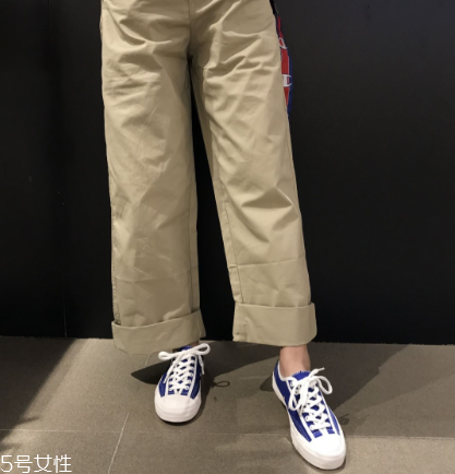 帆布鞋和板鞋有什么區(qū)別？帆布鞋板鞋大對(duì)比