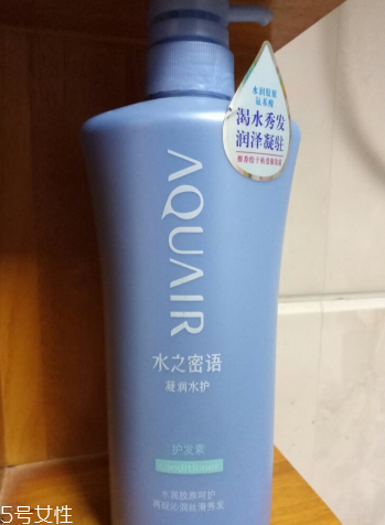 護(hù)發(fā)素沒洗干凈會怎樣？護(hù)發(fā)素殘留會導(dǎo)致脫發(fā)嗎？