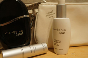 clarisonic opal科萊麗超聲波眼部導(dǎo)入儀怎么用？眼部小熨斗