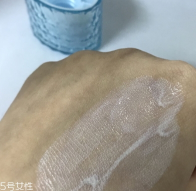 防曬乳可以當(dāng)隔離用嗎？不可用在妝前