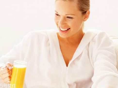 夏天臉曬紅還黑怎么辦 這些方法教你快速美白 夏天臉曬紅還黑怎么辦 這些方法教你快速美白