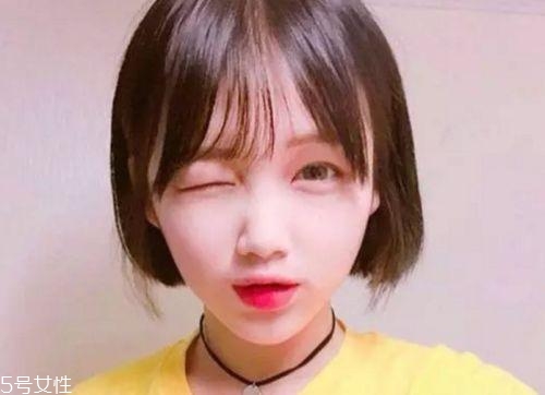 圓臉?lè)侥樳m合什么扎發(fā)？2018流行少女扎發(fā)