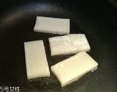 椰子油是怎么做的？從椰肉里提取