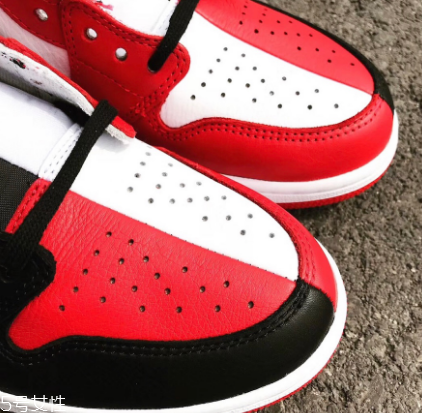 aj 1 homage to home禁穿芝加哥陰陽配色貨量有多少？