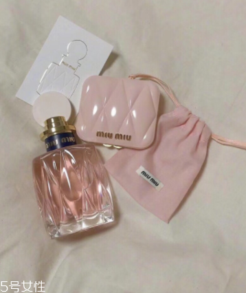 miumiu粉色香水怎么樣？miumiu2018新香水什么味道？