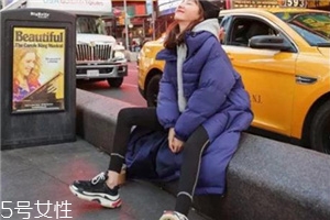 什么樣的鞋子顯腿長(zhǎng)？拯救自己的小短腿