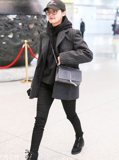 棒球帽怎么搭配衣服？素顏也能hold住