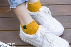 襪子能和衣服一起洗嗎？襪子最好單獨洗