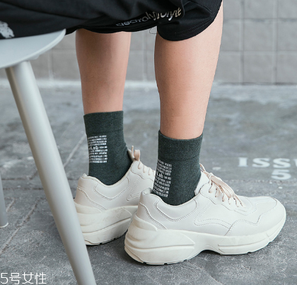 襪子破洞了要怎么處理？破洞了要及時(shí)縫