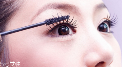 怎么刷睫毛膏自然 這樣刷睫毛超好看 怎么刷睫毛膏自然 這樣刷睫毛超好看