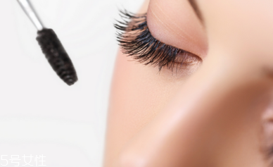 怎么刷睫毛膏自然 這樣刷睫毛超好看 怎么刷睫毛膏自然 這樣刷睫毛超好看