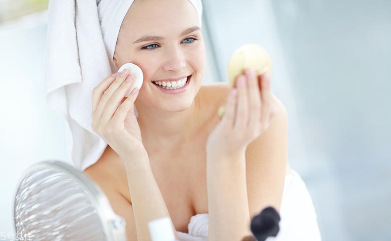 2022熟齡肌膚護膚品排行榜 熟齡肌護膚方法 2022熟齡肌膚護膚品排行榜 熟齡肌護膚方法