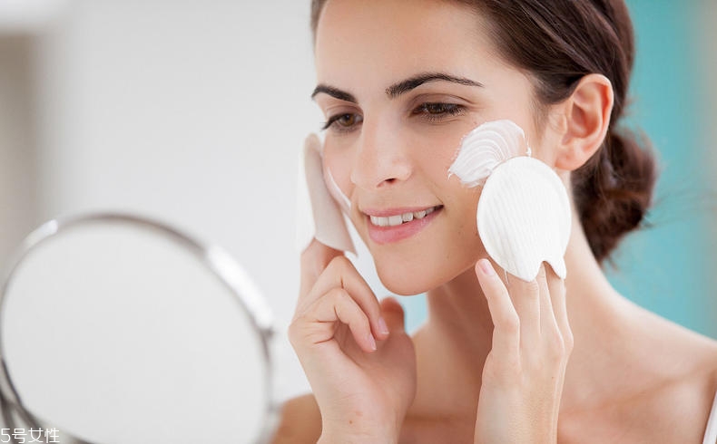 2022熟齡肌膚護膚品排行榜 熟齡肌護膚方法 2022熟齡肌膚護膚品排行榜 熟齡肌護膚方法