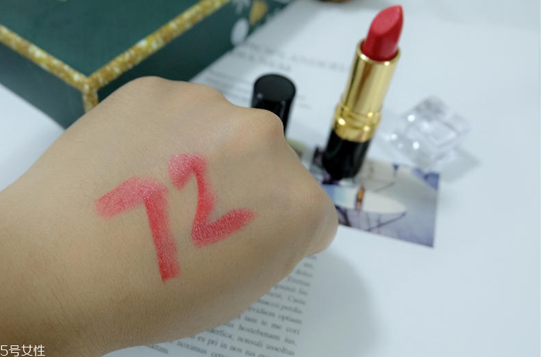 露華濃720是什么色 露華濃720適合黃皮嗎 露華濃720是什么色 露華濃720適合黃皮嗎