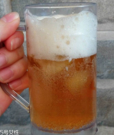 熊貓王啤酒好喝不好喝？熊貓王啤酒口味實測