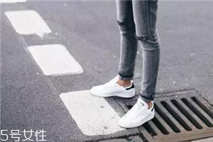 小白鞋開膠了怎么辦？一招拯救開膠小白鞋
