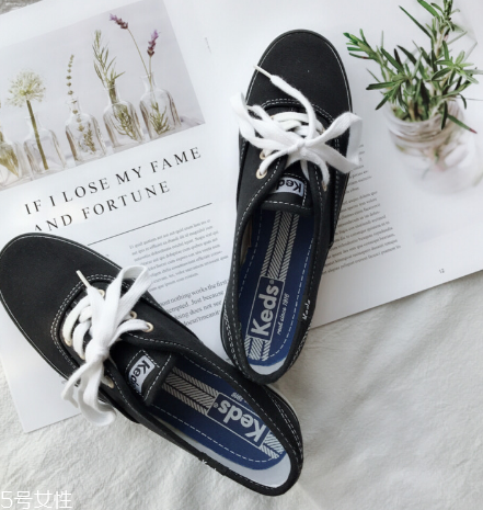 keds帆布鞋碼偏大嗎？keds鞋碼挑選方法